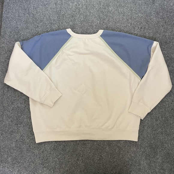 Levi's Sweatshirt Large Unisex Cream Blue Raglan Crewneck Pullover Chest Logo - Picture 3 of 7